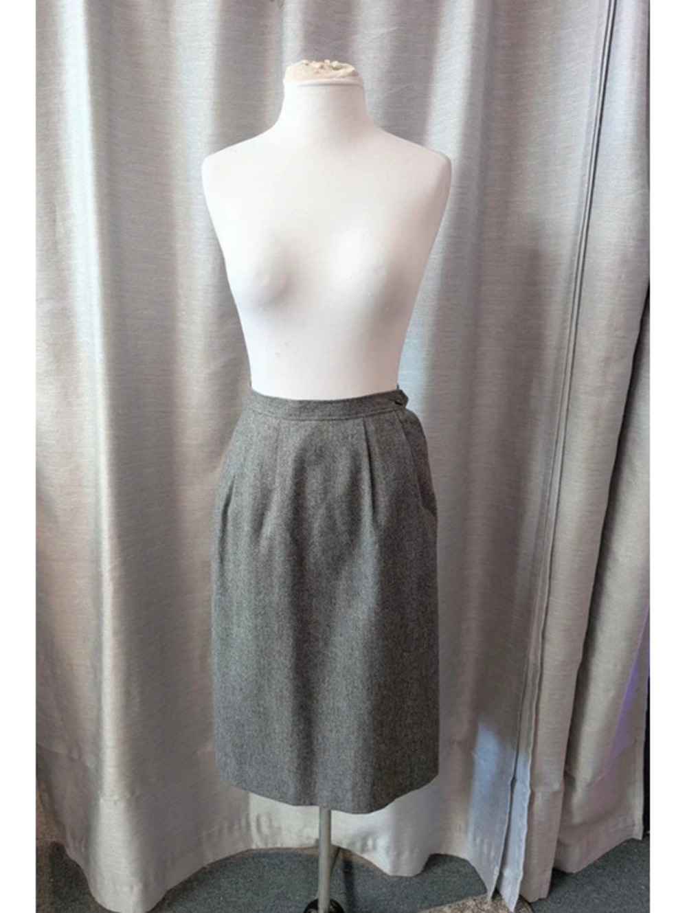 Vintage 80s Gray Wool Designer Business Skirt M